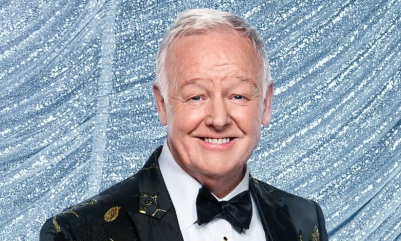 Les Dennis