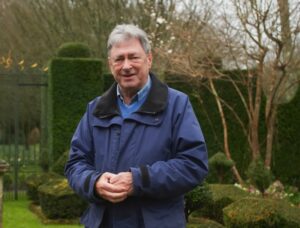 alan titchmarsh daughters separation