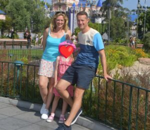 is felicity simper married