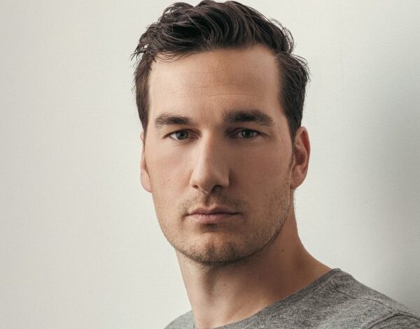 Charlie Cavill