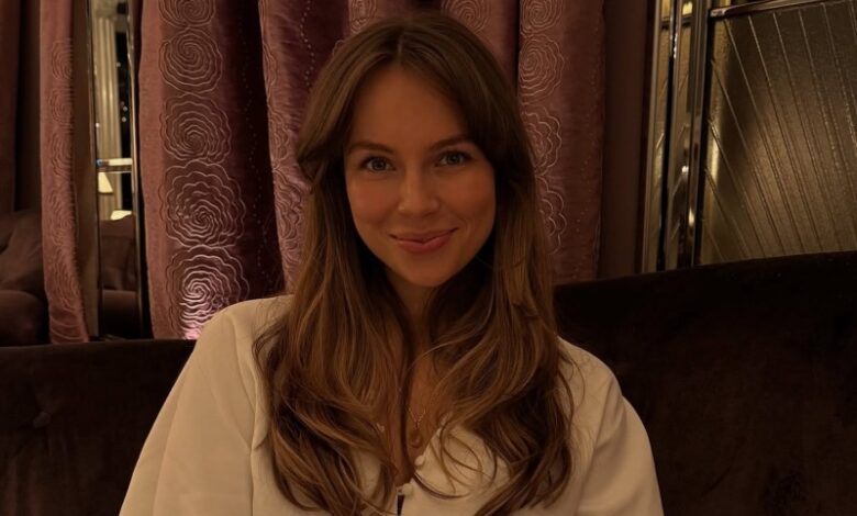 Emma Louise Connolly