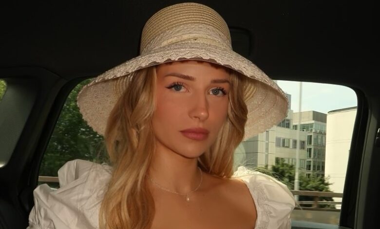Lottie Moss