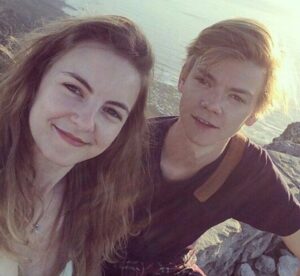 Thomas Brodie-Sangster Ava Sangster
