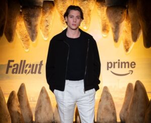 sam vanderpump net worth
